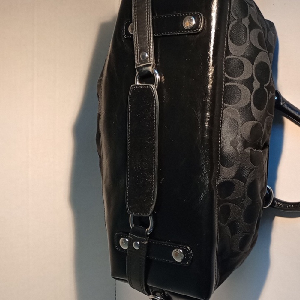Black Coach Bag - Picture 5 of 10